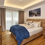公寓式酒店 A-vita Viktoria & A-vita Living Luxury 蒂罗尔-泽费尔德