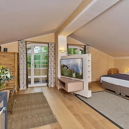 A-vita Viktoria & A-vita Living Luxury Apartahotel