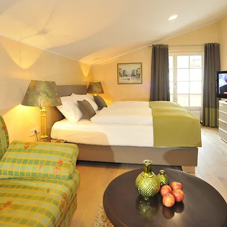 A-vita Viktoria & A-vita Living Luxury 4*