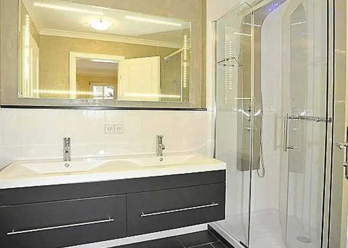 A-vita Viktoria & A-vita Living Luxury شقة فندقية 4*