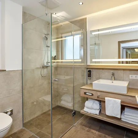 A-vita Viktoria & A-vita Living Luxury 4*